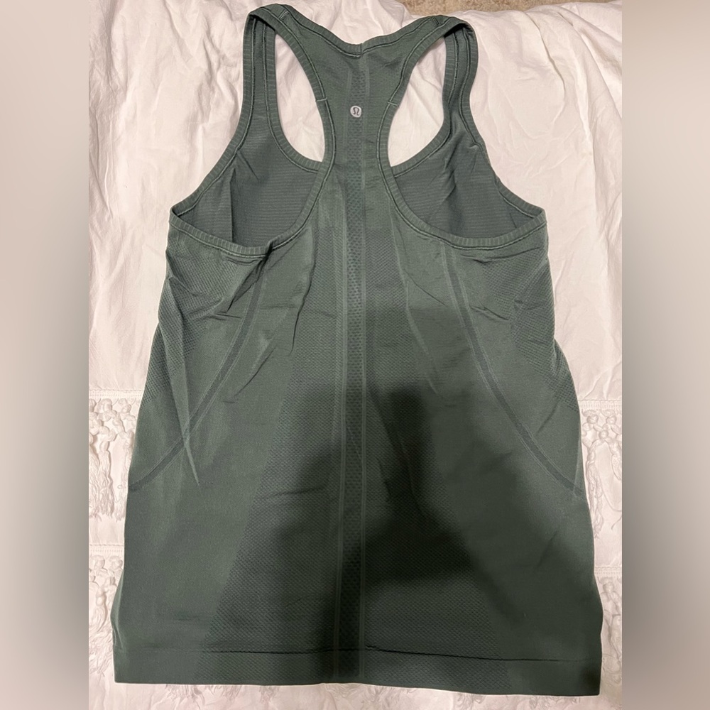 Lululemon Swiftly Tech Tank